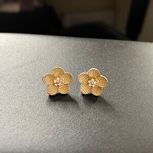 Gold Flower Stud Earrings - Women Jewelry